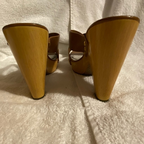 Jessica Simpson clogs - Picture 3 of 7